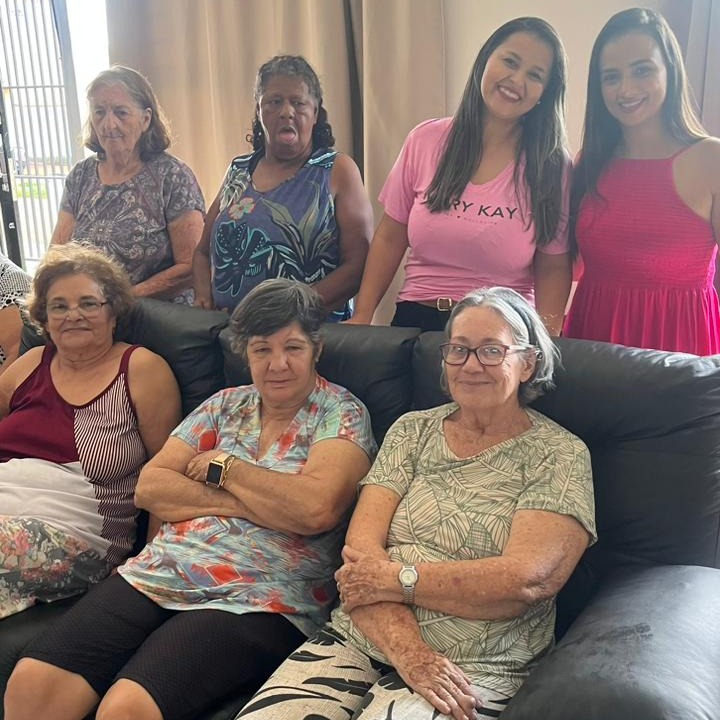 Ação de autocuidado com vendedoras da Mary Kay em comemoração ao Dia das Mulheres (26)