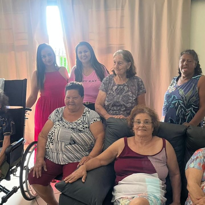 Ação de autocuidado com vendedoras da Mary Kay em comemoração ao Dia das Mulheres (30)