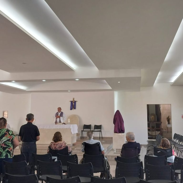 Atividades religiosas Missa (11)